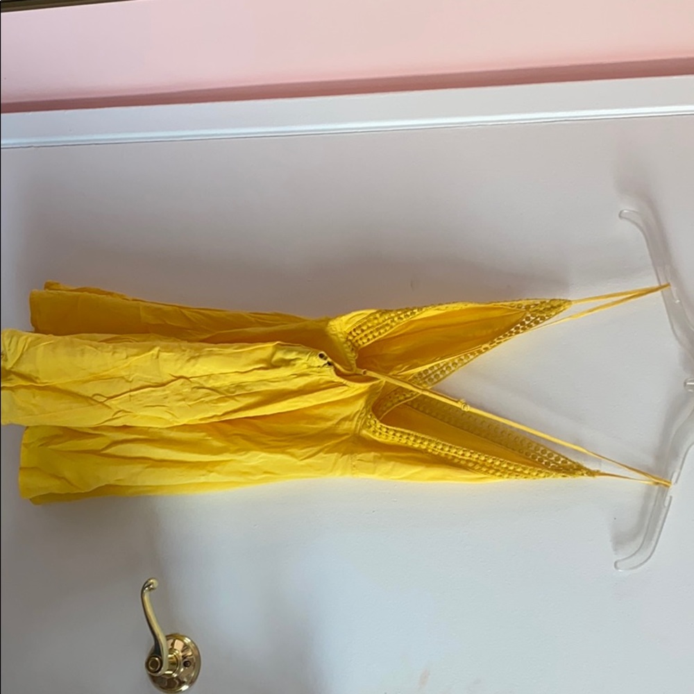 Yellow Dress - Picture 3 of 4